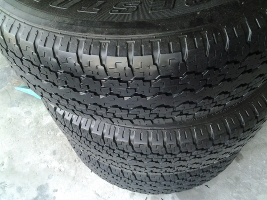 ยางบริสโตน 245/70/16 สภาพสวย ยางบริสโตน 245/70/16 สภาพสวย