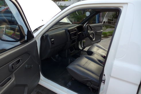 ขาย mitsubishi Stradra L200 ปี2001 หัวเดี่ยวตู้แห้ง แค่ตู้คุ้มแล้ว รถสวยมากวิ่งน้อย