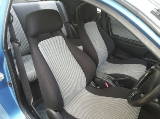 TOYOTA สปอร์ต 2 ประตู ออโต้ แก๊สพร้อม สวยเดิมๆ (รับแลกได้)