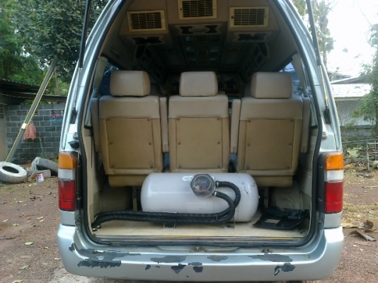 ขายด่วนรถตู้ปี05