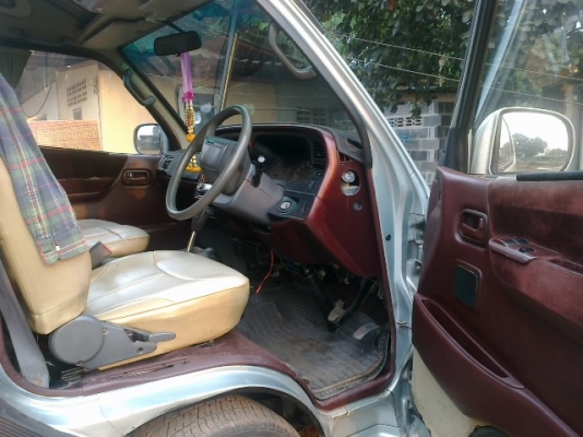 ขายด่วนรถตู้ปี05