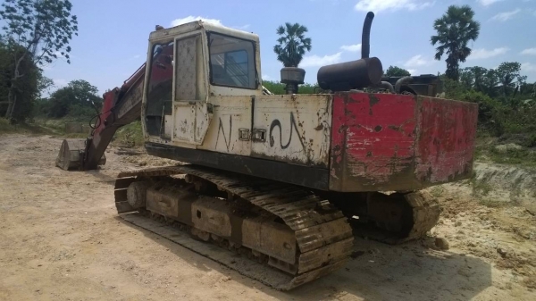 แบคโฮ200 SUMITOMO 280EA-3061 เครื่องแน่น เอวแน่น โซ่เต็ม เฟมก็ยังสวยดี.ใช้งานอยู่...รถนายก อบต.