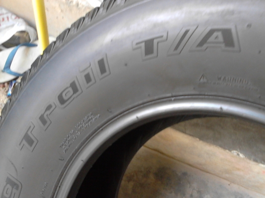 BF Goodrich Long Trail T/A  Tour 265/70R16  มีชุด 4 เส้น TEL.081-427-3941