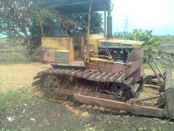 KOMATSU D20-5