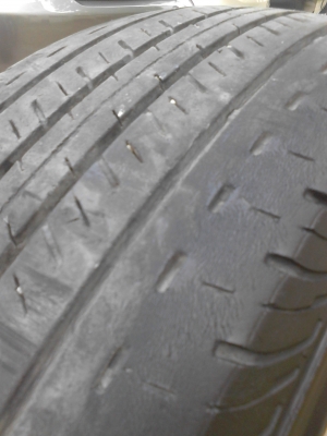 BRIDGESTONE DURAVIS R611  มี 2 เส้น ดอกยางหนาลึกทั้งคู่ TEL.081-427-3941