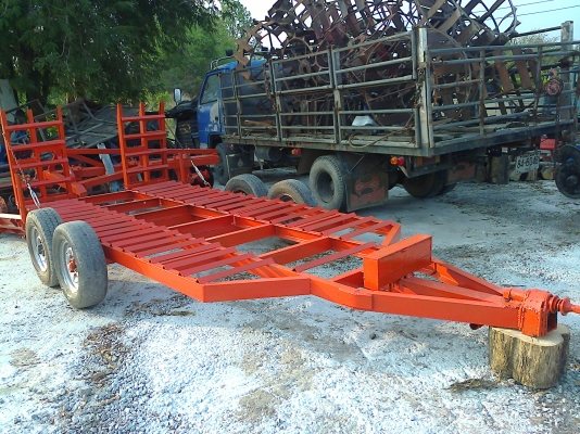 ขายเทนเลอร์รถเกี่ยว รถไถ แบคโฮ