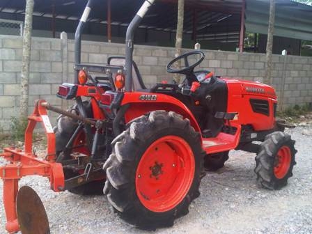 ขายรถไถ Kubota B2420 พร้อมผานหลัง ขายรถไถ Kubota B2420 พร้อมผานหลัง
