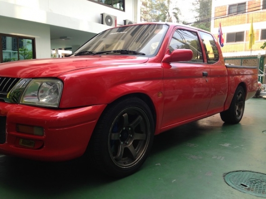 ขาย MITSUBISHI L200-STRADA,2DR  เครื่องJ1โหลดเตี้ย รูปหล่อ ต่อได้