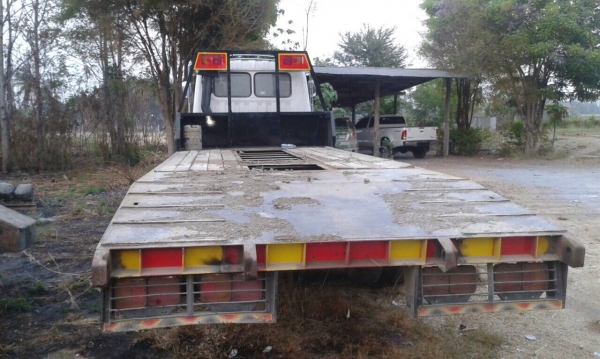 ขายสิบล้อเทเลอร์ KT925 หัว Hino F18 เครื่อง EH700 - 168 แรง 2 เพลา  ทะเบียนพร้อมโอน