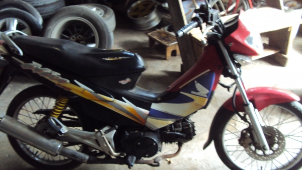 ขายฮอนด้า ไนท์110ไม่มีครัชยูบ๊อก8500บาท ขายฮอนด้า ไนท์110ไม่มีครัชยูบ๊อก8500บาท