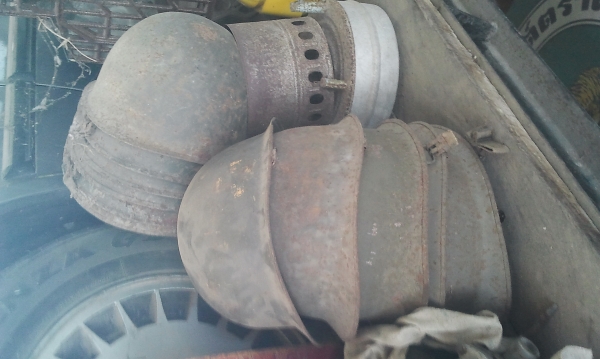 หมวกเหล็กสงครามโลกของเก่าน่าสะสม