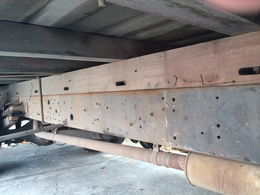 ขายรถฮีโน่ 6 ลัอตู้แห้งมือเดียว และฮีโน่ 6ล้อ เปิดข้าง