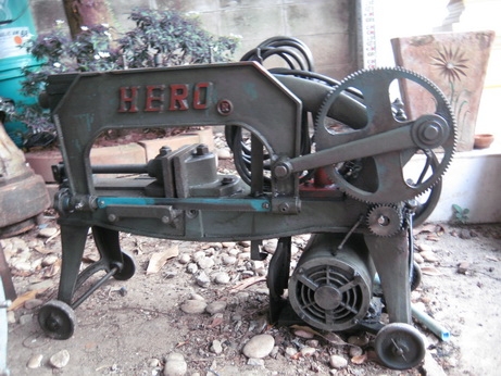 ขายเลื่อย hero