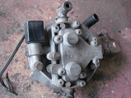 ขายหม้อตัมแก๊ส ใช้แค่ 6 เดือนครับ