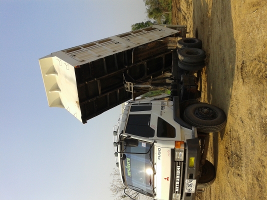 ขายรถมิตซูบิซิ527เทอร์โบดั๊ม2เพลา(220แรงม้า)