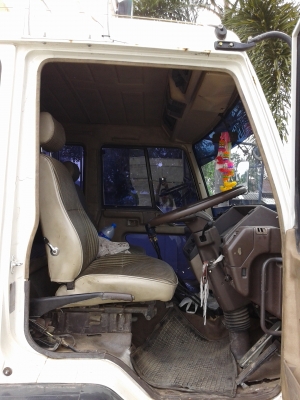 ขายรถมิตซูบิซิ527เทอร์โบดั๊ม2เพลา(220แรงม้า) ขายรถมิตซูบิซิ527เทอร์โบดั๊ม2เพลา(220แรงม้า)