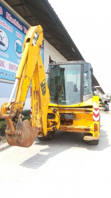 รถตักหน้าขุดหลัง KOMATSU โทร.087-331-0254