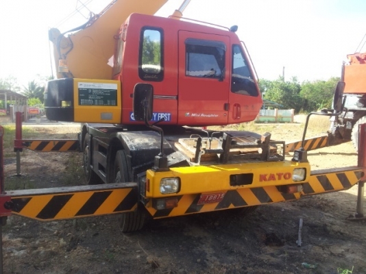 ขายรถเครน kato KR10H(M)-L ขนาด 10 ตัน