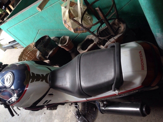 ธารนนทบุรี//ขายซาก honda cbr750f  ราคา45,000 บาท ทะเบียนแท้