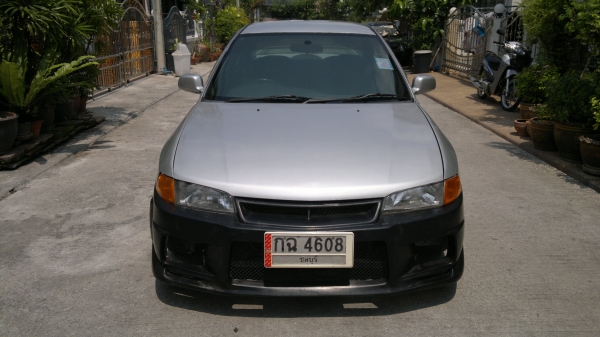 ขายท้ายเบนซ์ ชุดแต่งEVO4 เครื่อง1.8 เกียร์ออโต้ ติดแก๊สหัวฉีด เบรคABS