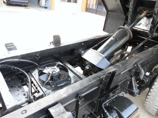 ขายหกล้อดั้ม3คิว NKR รุ่น เสี่ยสั่งลุย รถห้างไทยแท้  ปี 39 รถสวยมาก มีแอร์