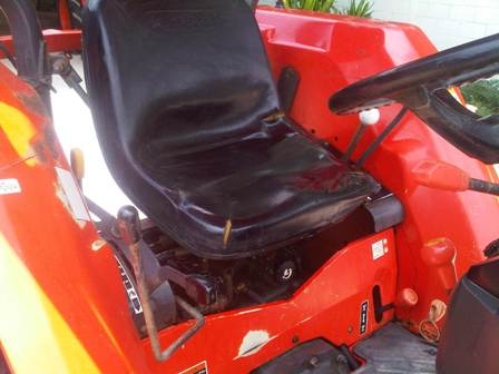 ขายรถไถ Kubota L 4508DI (4WD) พร้อมดันหน้าตราช้าง