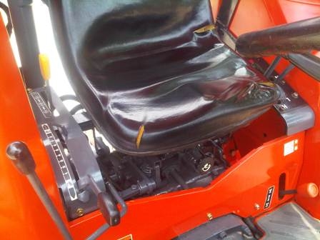 ขายรถไถ Kubota L 4508DI (4WD) พร้อมดันหน้าตราช้าง