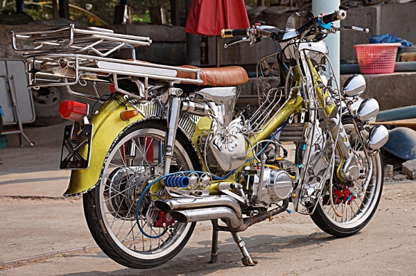 ขาย HONDA CM 90 แต่ง สวยสวย สภาพประกวด เครื่องดรีม ทู สตาทร์มือ เครื่องเงียบดีมาก ๆ รับประกันได้เลยครับ ระบบไฟ ติดครบ ทุกจุด อะไหล่แต่ง ชุบทั้งคัน สภาพแน่น ตามรูป เลยครับ รูปปัจจุบันนะครับ ( ย้ำว่ารูป ปัจจุบัน ) รถสวยมาก จริง ๆ เอกสารสำเนาหน้าเล่มเครื่อง ขาย HONDA CM 90 แต่ง สวยสวย สภาพประกวด เครื่องดรีม ทู สตาทร์มือ เครื่องเงียบดีมาก ๆ รับประกันได้เลยครับ ระบบไฟ ติดครบ ทุกจุด อะไหล่แต่ง ชุบทั้งคัน สภาพแน่น ตามรูป เลยครับ รูปปัจจุบันนะครับ ( ย้ำว่ารูป ปัจจุบัน ) รถสวยมาก จริง ๆ เอกสารสำเนาหน้าเล่มเครื่อง