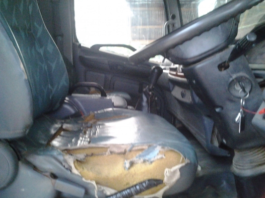 HINO MEGA JO5C 145 แรง ดั้ม3มิตร ห้างแท้ปี47 ขายตามสภาพ HINO MEGA JO5C 145 แรง ดั้ม3มิตร ห้างแท้ปี47 ขายตามสภาพ