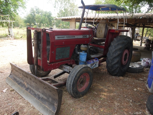 ขาย แมสซี่ 390 รุ่นใหม่ครับ รุ่นนี้มีสะดือ เพลาใหญ่ พร้อมผาน7 สนใจติดต่อครับ