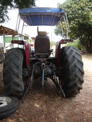 ขาย แมสซี่ 390 รุ่นใหม่ครับ รุ่นนี้มีสะดือ เพลาใหญ่ พร้อมผาน7 สนใจติดต่อครับ
