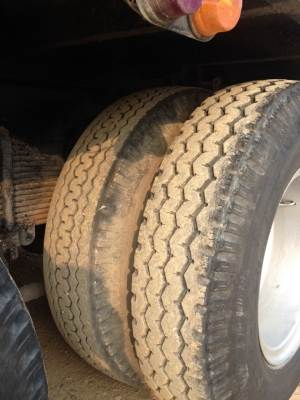 ขายรถ HINO กะบะติดเครนแล้ว ยาว 6.20 เมตร กว้าง 2.50 เมตร เบรคทิฟฟี่และพวงมาลัยเพาเวอร์ครับ ขายรถ HINO กะบะติดเครนแล้ว ยาว 6.20 เมตร กว้าง 2.50 เมตร เบรคทิฟฟี่และพวงมาลัยเพาเวอร์ครับ