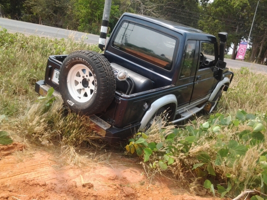 SUZUKI SPORTY 1.3 ปี40 กินแก้ส ภาษีเต็ม แอร์เย็น เพาเวอร์ สีเดิมบางนางบวช มีสนอคเกิล