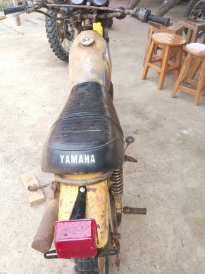 ขาย yamaha dt  100  มีทะเบีบน พร้อมชุดโอน