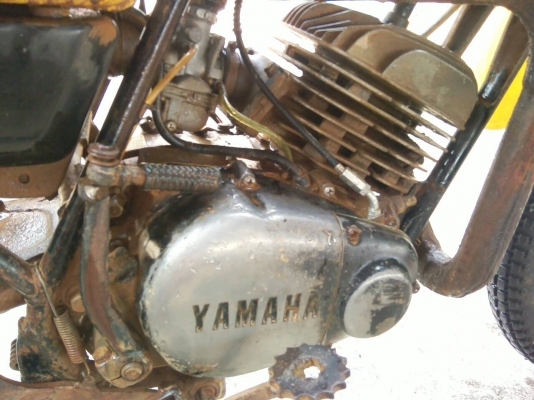 ขาย yamaha dt  100  มีทะเบีบน พร้อมชุดโอน