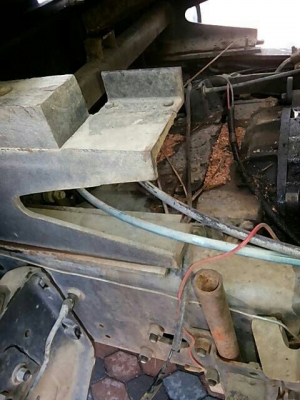 รถฮีโน่ 10 ล้อดั้ม 260 แรงม้า. ปี 47  ( ขายแม่,ลูก )  สนใจติดต่อ 081 - 6079515