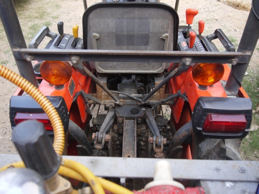 ขาย Kubota B2420 24แรง 2 เพลา ตัวใหม่ เอกสารพร้อมโอนครับ