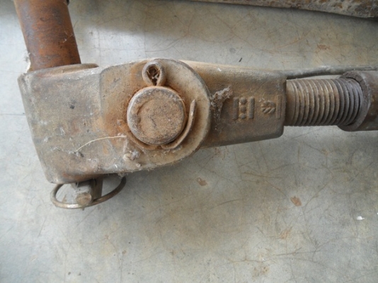 ขาย ชุดแขนข้างมีเกลียวปรับตั้ง+แขนลาก(แขนแบน)+แขนกลาง เก่านอกสภาพสวยมากดามใต้แขนมาเรียบร้อย คู่ละ6,000บาท.