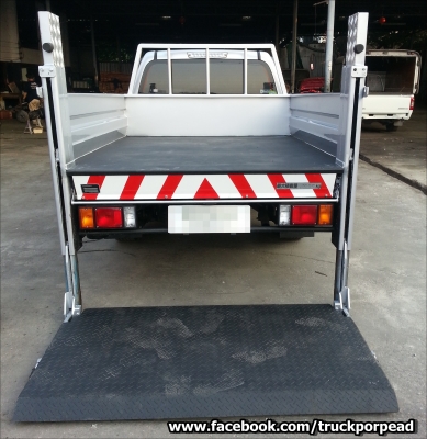 ISUZU DMAX CAP ติดตั้งลิฟท์ขนถ่ายสินค้า