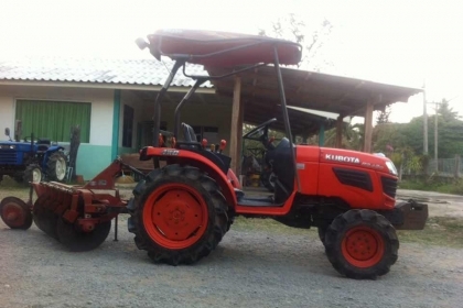 ขาย Kubota B2420 24แรง 2 เพลา ตัวใหม่ เอกสารพร้อมโอนครับ ขาย Kubota B2420 24แรง 2 เพลา ตัวใหม่ เอกสารพร้อมโอนครับ