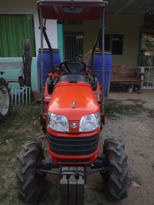 ขาย Kubota B2420 24แรง 2 เพลา ตัวใหม่ เอกสารพร้อมโอนครับ ขาย Kubota B2420 24แรง 2 เพลา ตัวใหม่ เอกสารพร้อมโอนครับ