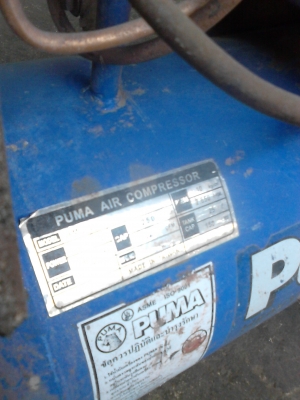 ขายเครื่องปั๊มลม PUMA 3 HP ขาย 2800 บาท  สนใจติดต่อ.081-427-3941