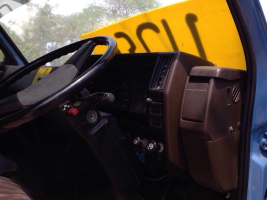 ISUZU  NPR  115แรงม้า  6ล้อดัมๆสามมิตรเอฟหลัง