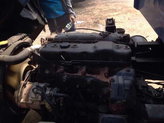 ISUZU  NPR  115แรงม้า  6ล้อดัมๆสามมิตรเอฟหลัง