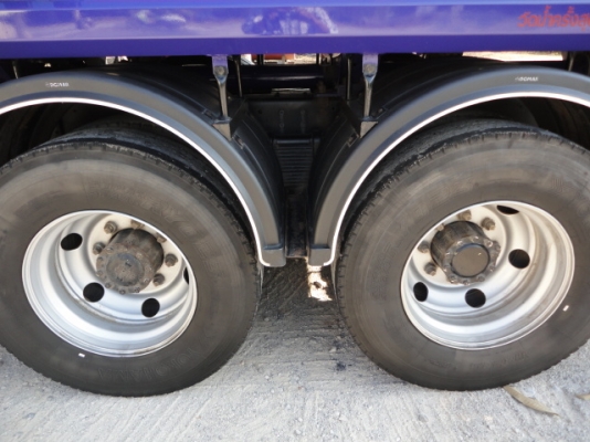 10 ล้อบรรทุกน้ำมัน HINO 500 เมคก้า FL8JNLA เครื่อง 260 แรง ถัง18000ลิตรลดราคาเหลือ 2,100,000