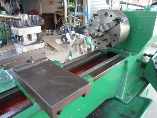 แท่นกลึง 5 ฟุต 2 เพลา เกียร์บล็อก 53,000 ด่วน !!! ติดต่อ อ้อม  0898217996