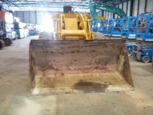 รถตัก Caterpillar 920 #41J3231 นำเข้าจากยุโรป รถจอดอยู่ที่โกดังเราในไทยค่ะ