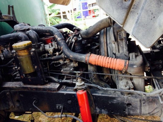 ขายด่วน  580.000 ร็อกกี้ 6ล้อใหญ่ ตู้แห้ง 10บาน ยาว6.20ม.  แอร์ ทิฟฟี่ เพาวเวอร์ ยางดี