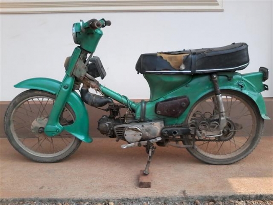 ขาย C50 ถังแยกไม่มีเล่มออกใบซื้อขายเครื่องดีพอใช้อะไหร่เดิมแท้ติดรถเบาะโครงเหล็ก ขาย 5900 บาท