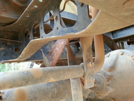 รถฮีโน่ 6 ล้อดั้ม 175 แรงม้า ปี 54   สนใจติดต่อ 081 - 6079515